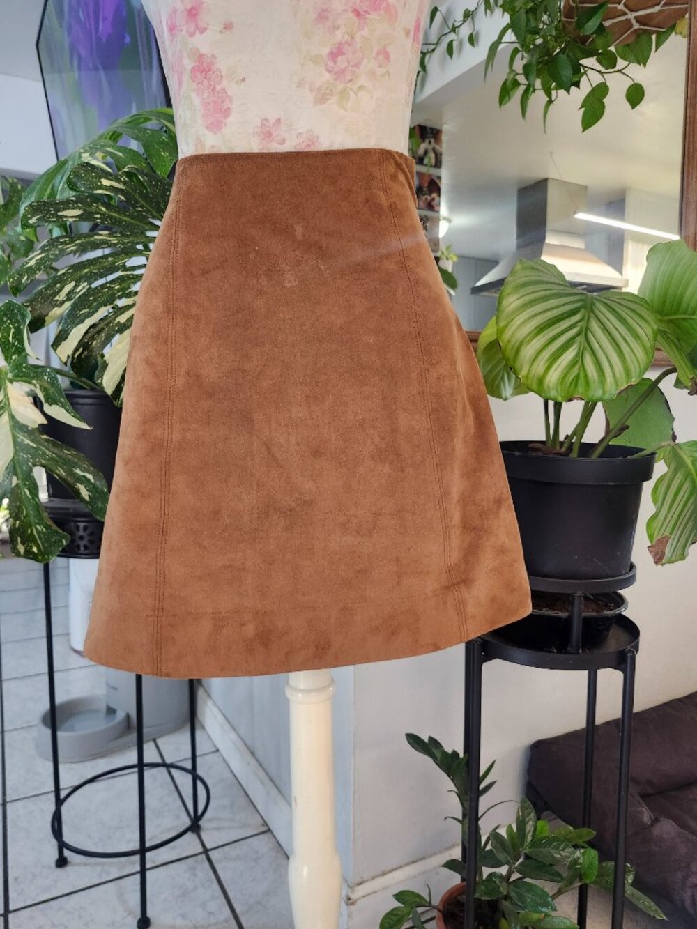 Babaton Camel Suede Mini Skirt - Picture 3 of 7